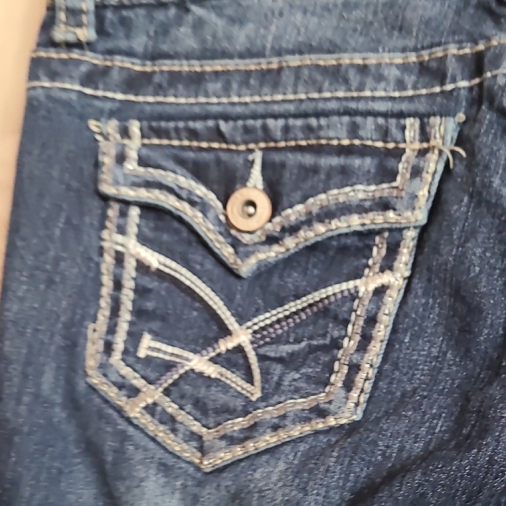 Amethyst Jeans Indigo Flare with Embroidered Pockets - Picture 4 of 13